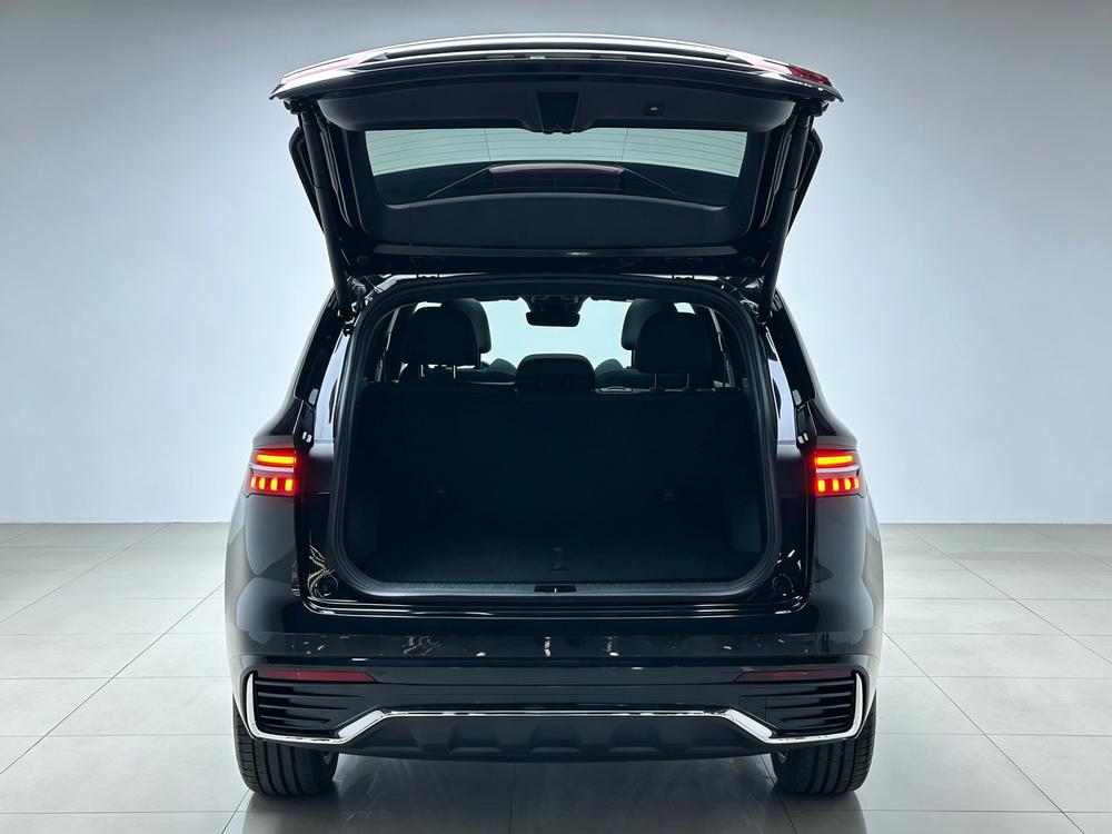 Geely Xingyue L