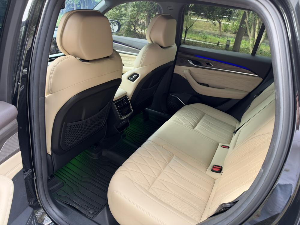 Geely Xingyue L