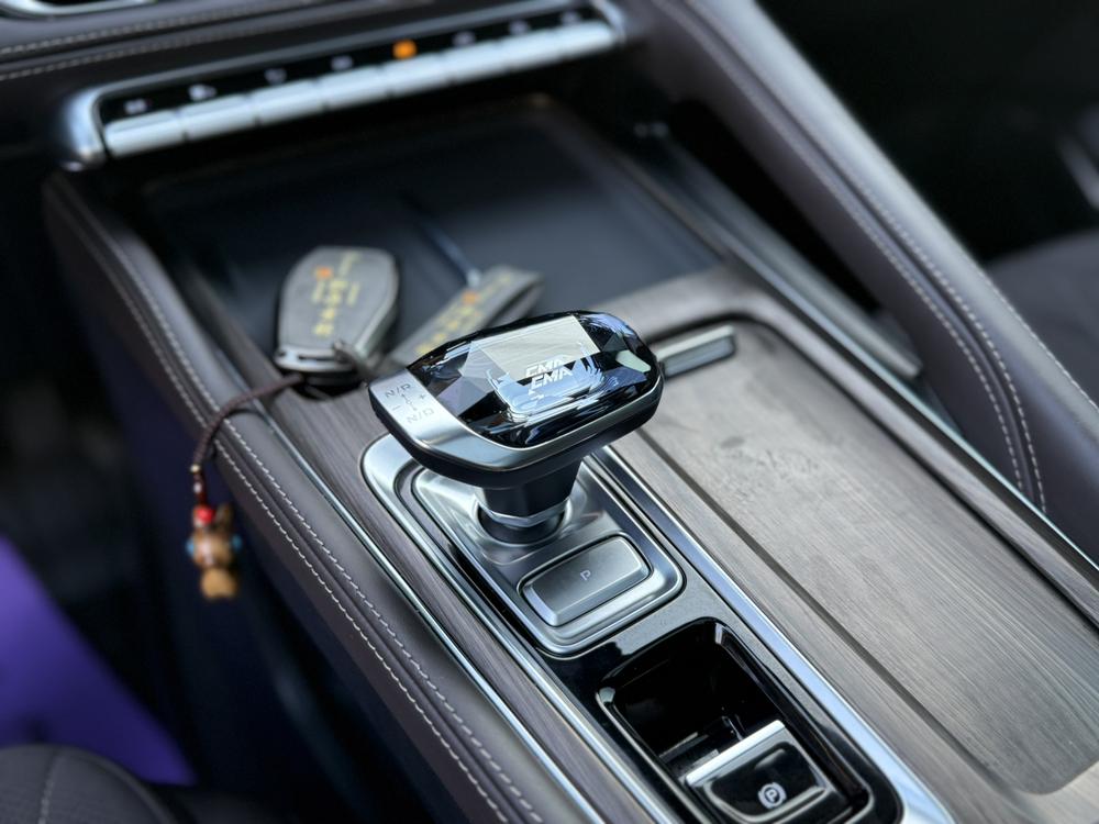 Geely Xingyue L