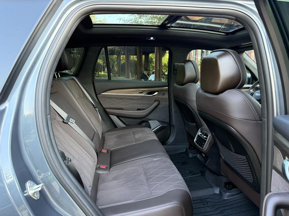 Geely Xingyue L