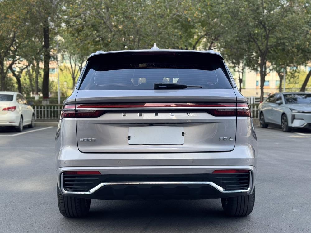 Geely Xingyue L