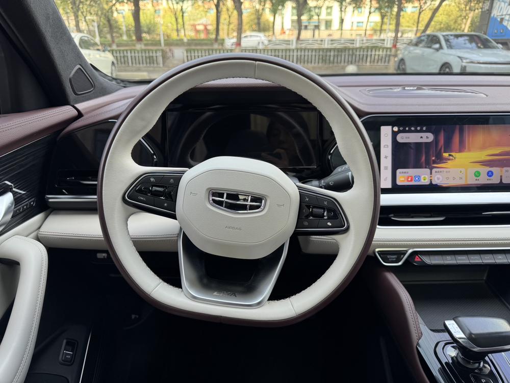 Geely Xingyue L