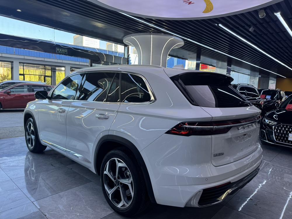 Geely Xingyue L