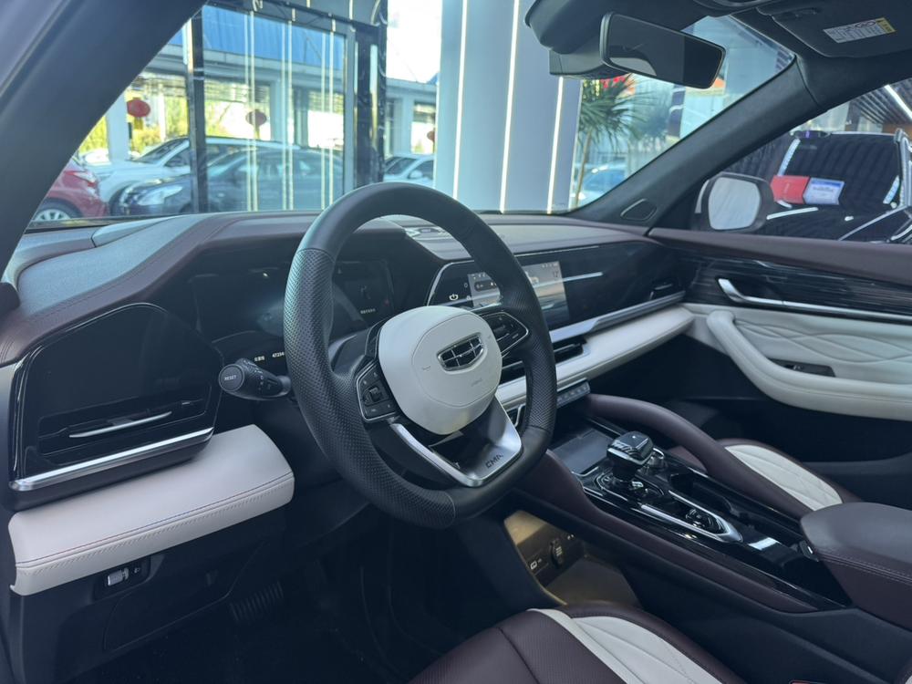 Geely Xingyue L
