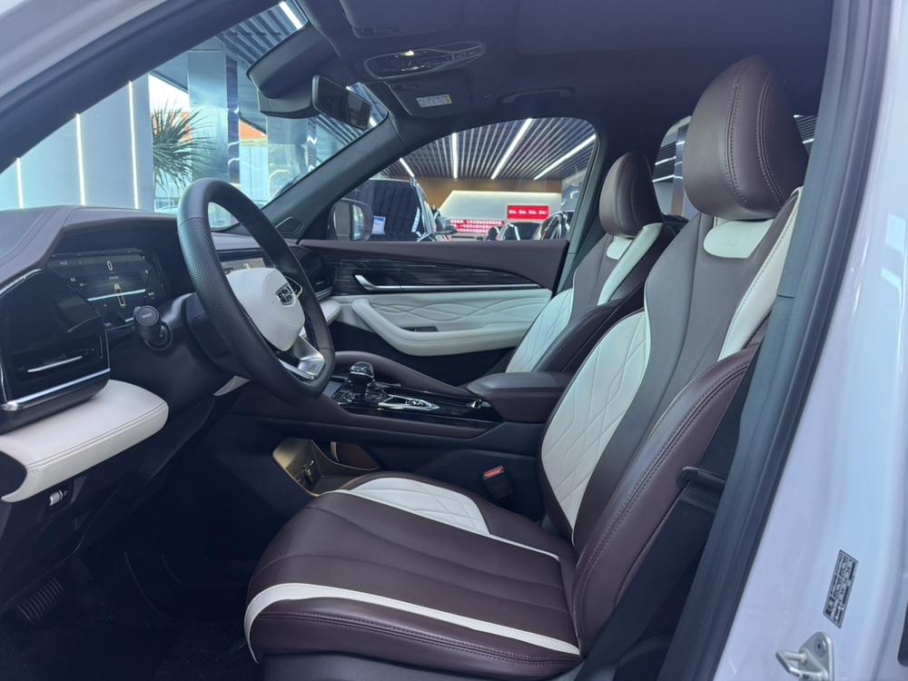 Geely Xingyue L