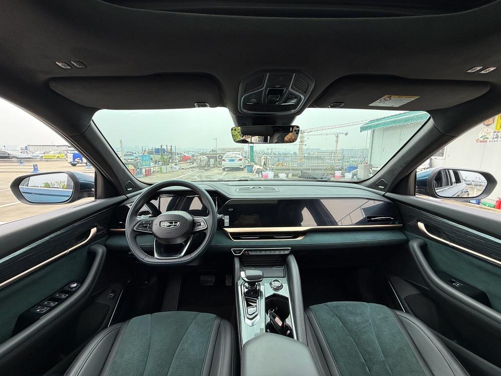 Geely Xingyue L