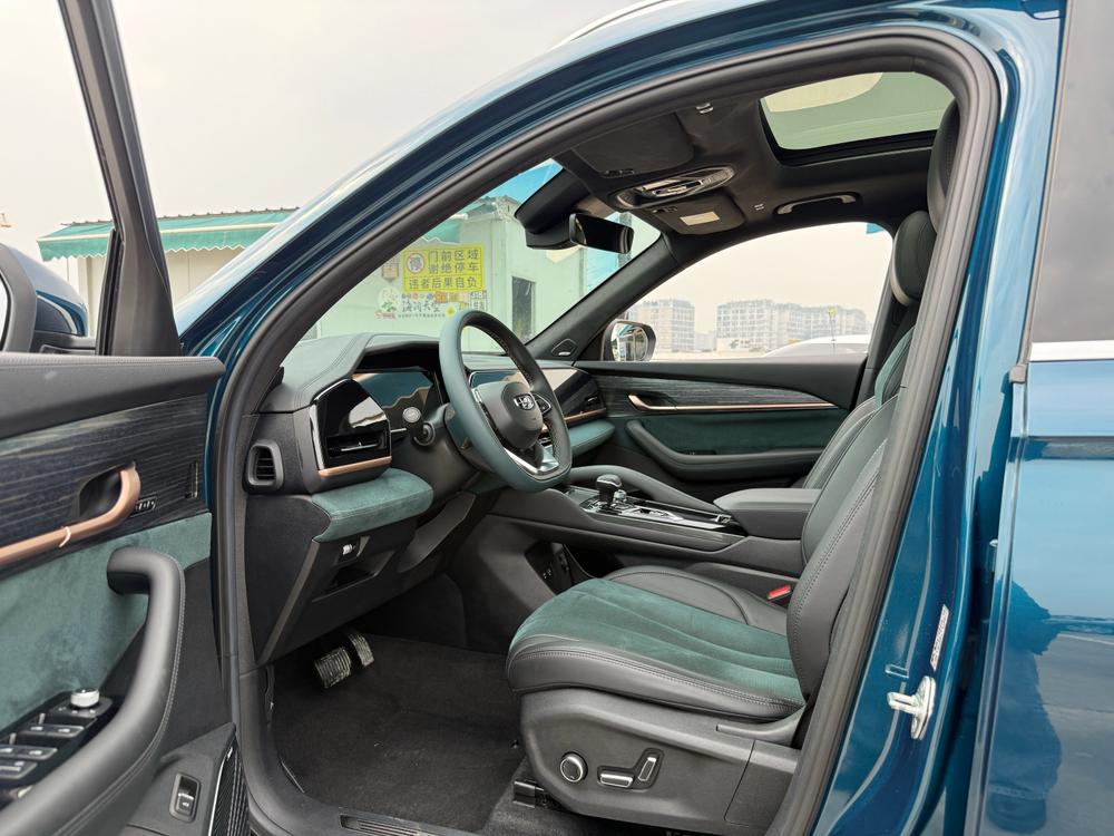 Geely Xingyue L