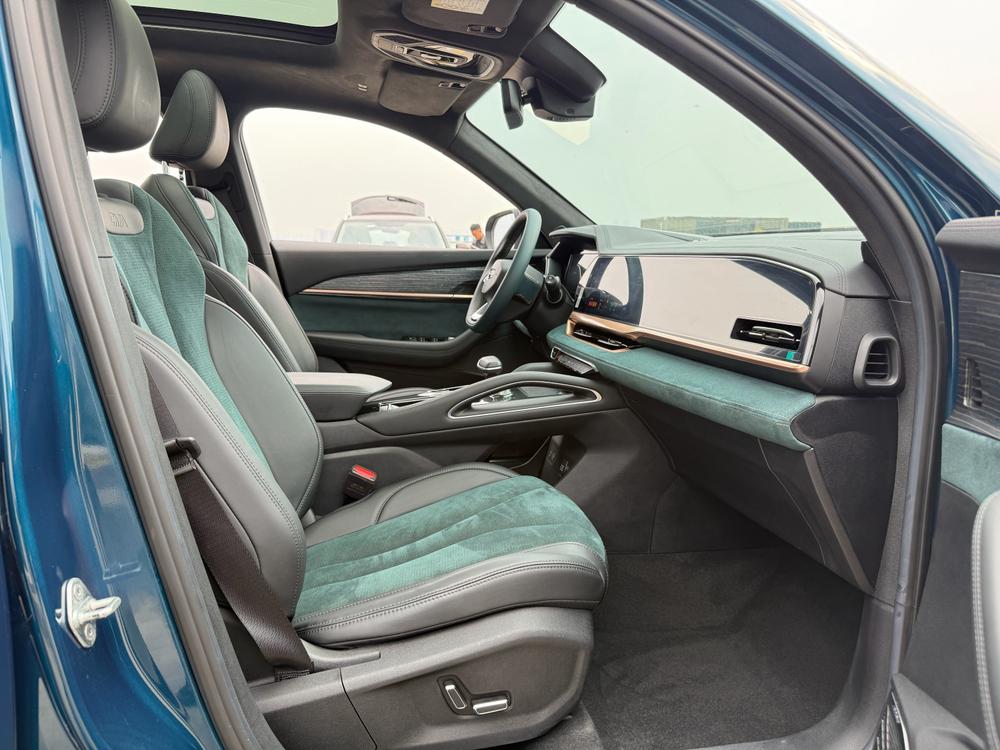Geely Xingyue L