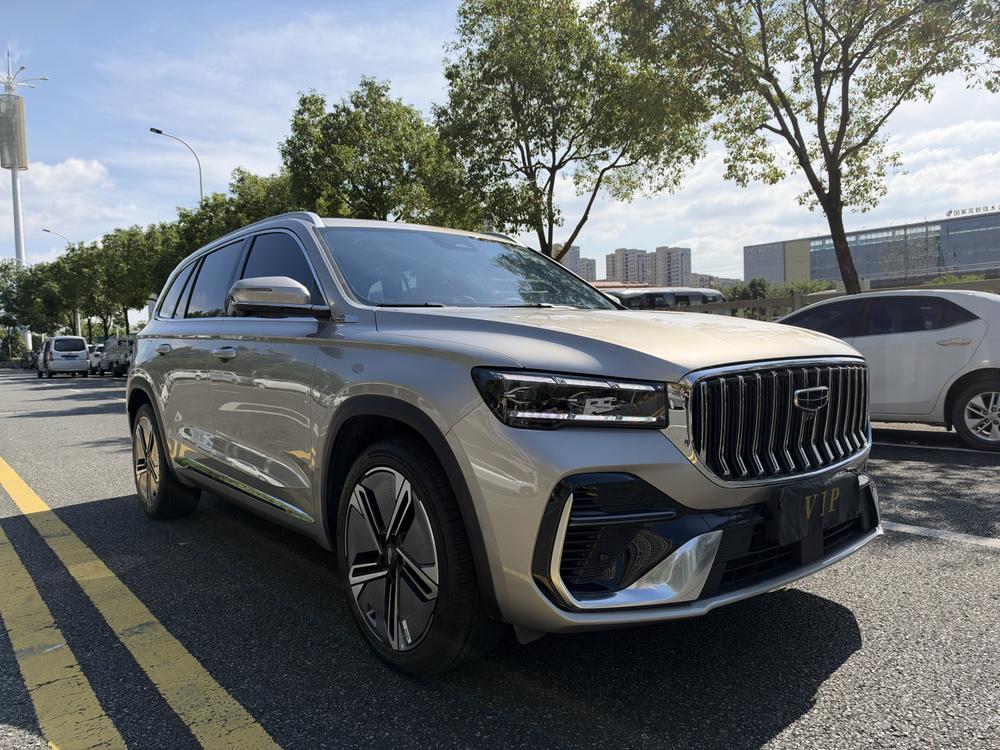 Geely Xingyue L