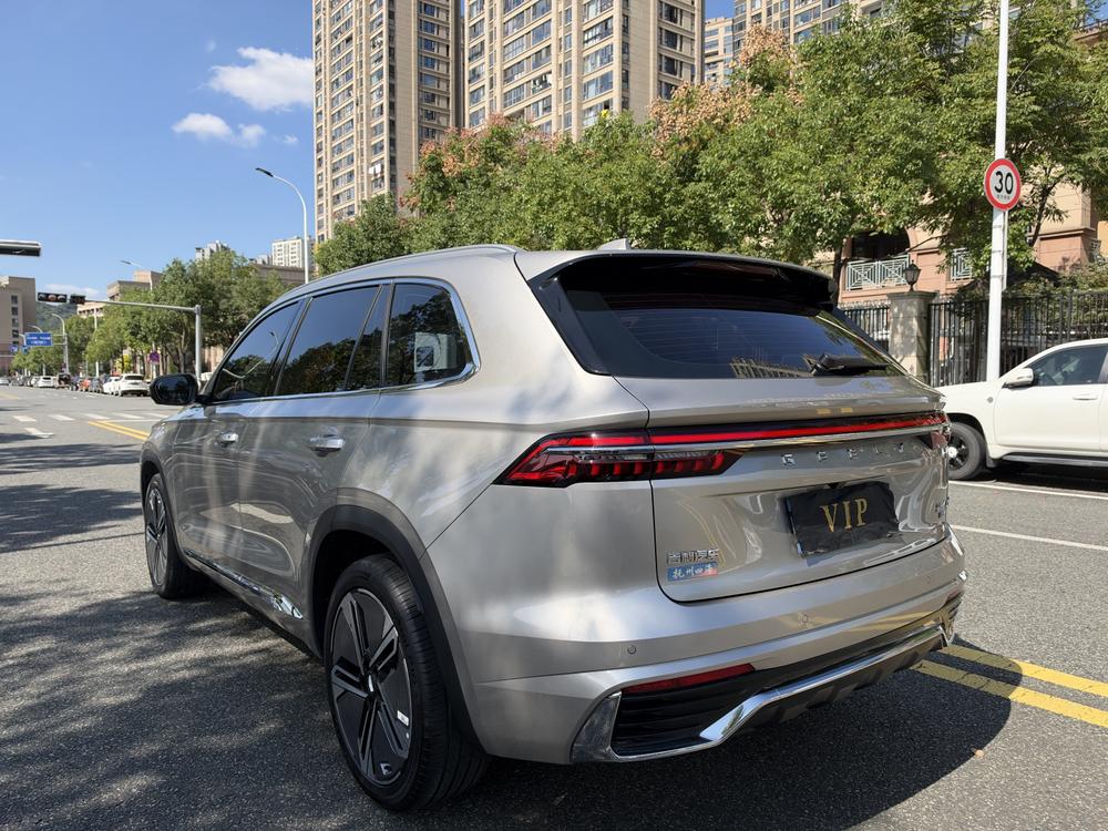 Geely Xingyue L