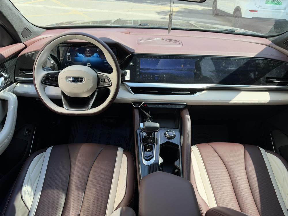 Geely Xingyue L