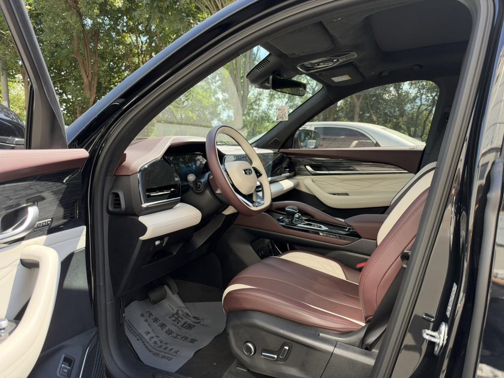 Geely Xingyue L