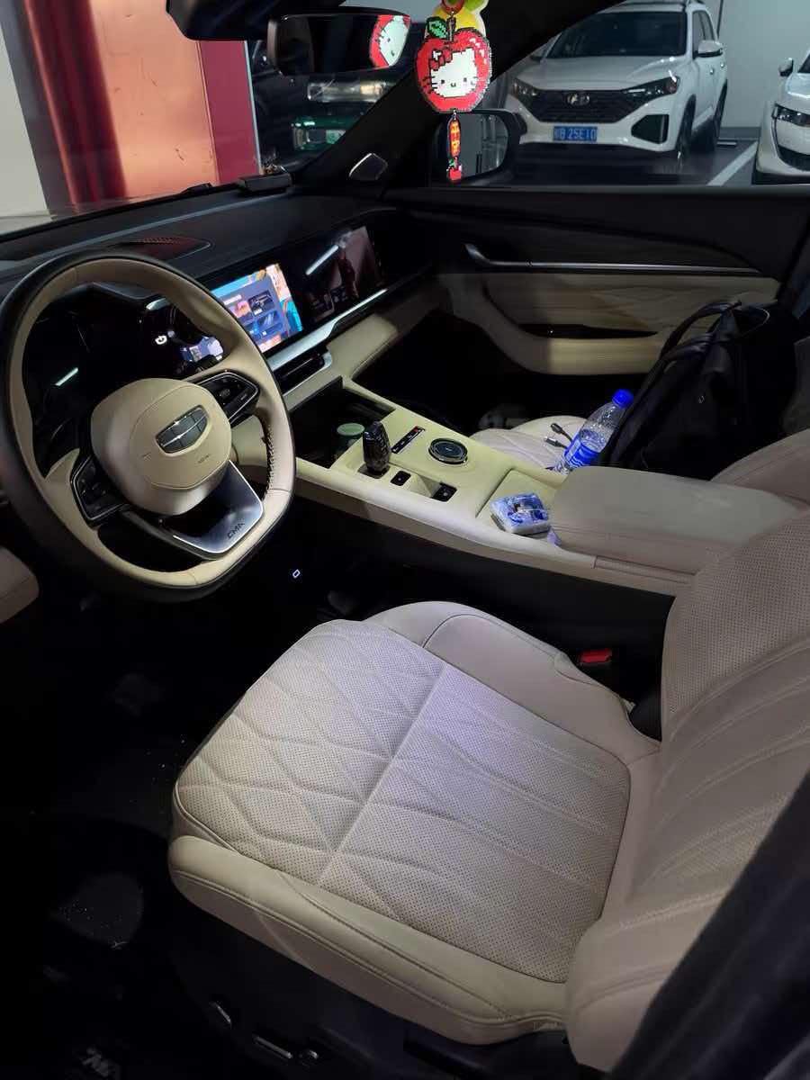 Geely Xingyue L