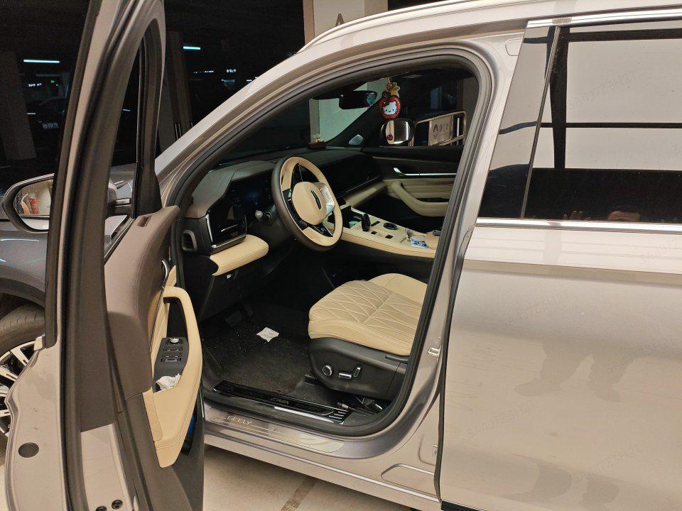 Geely Xingyue L