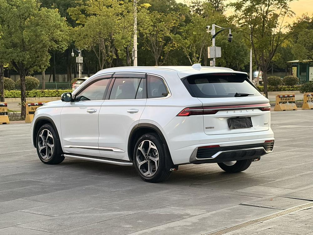 Geely Xingyue L