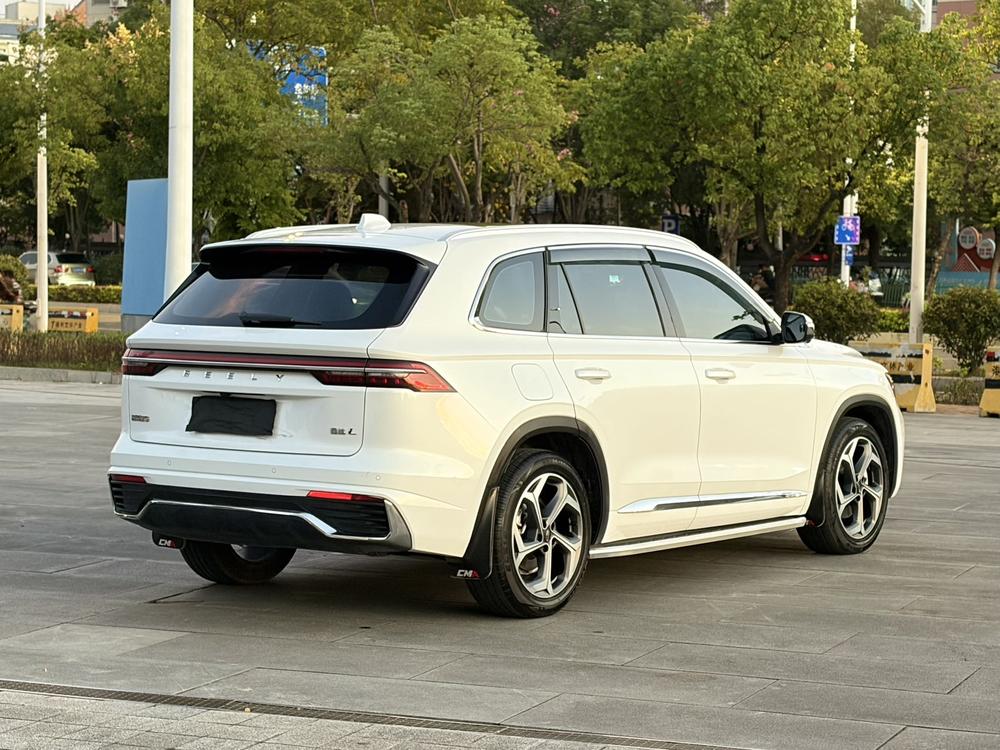 Geely Xingyue L