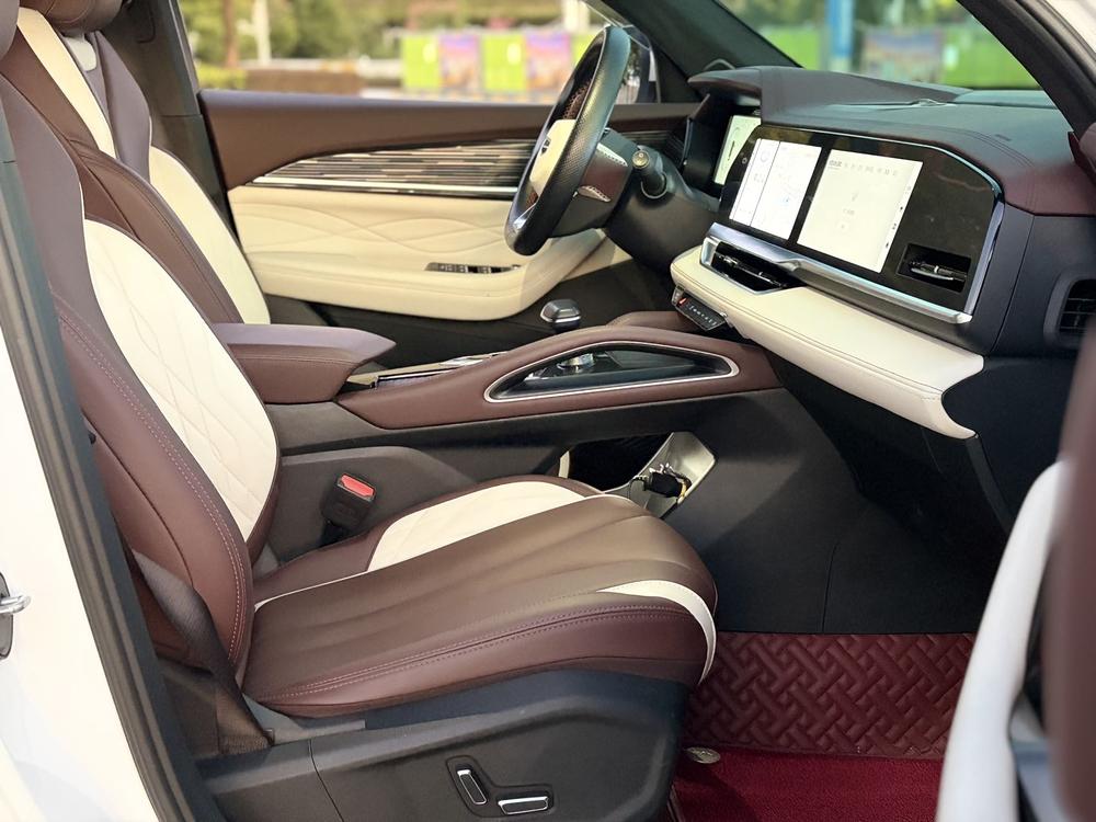 Geely Xingyue L