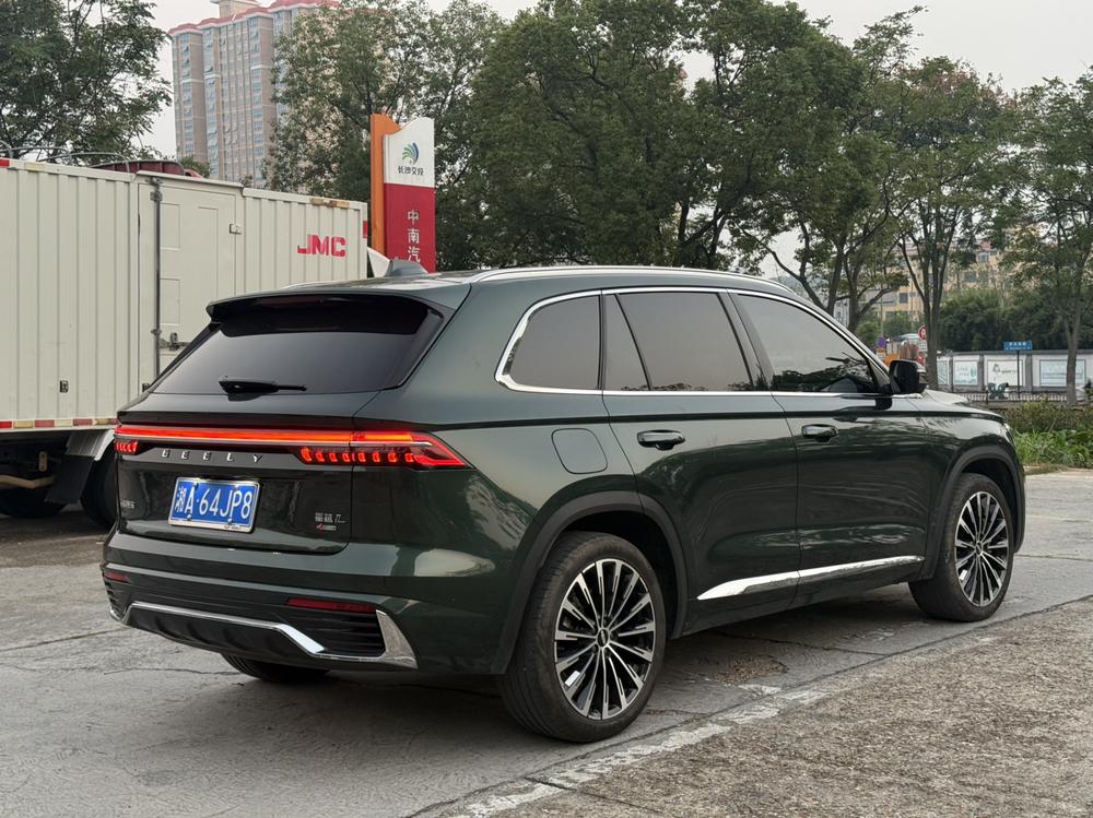 Geely Xingyue L