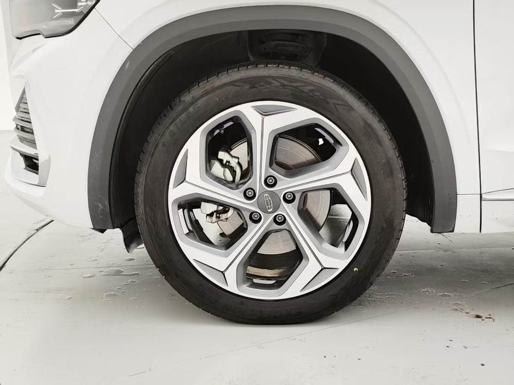 Geely Xingyue L