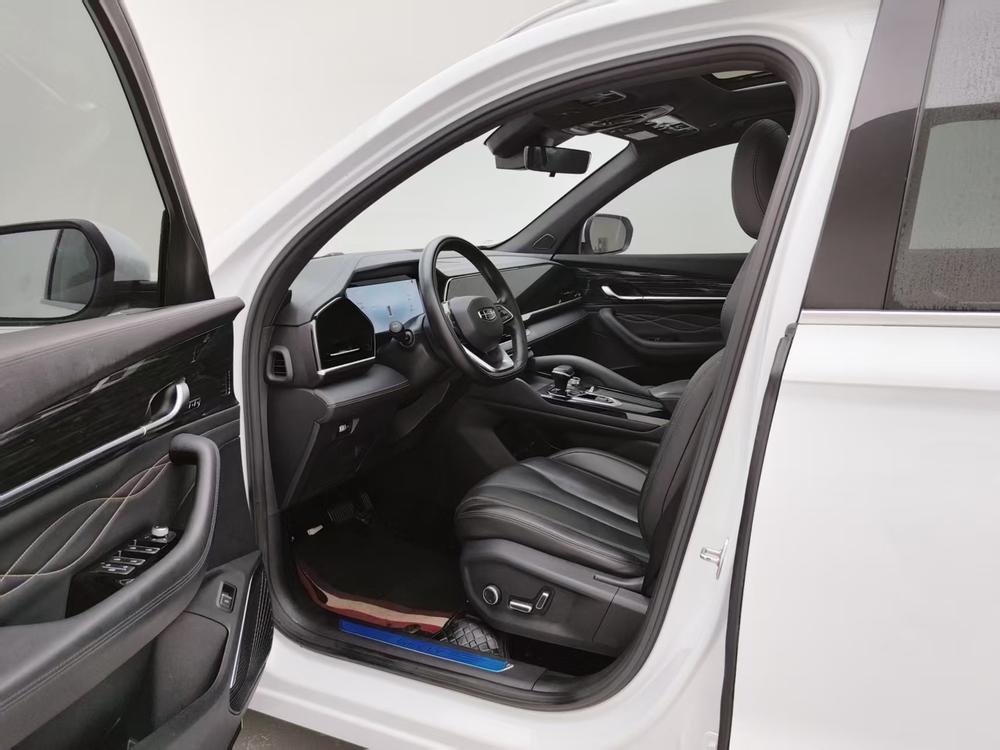 Geely Xingyue L