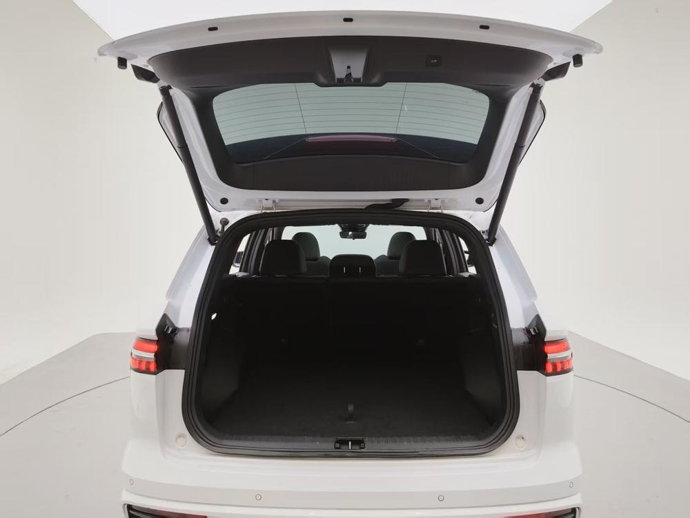 Geely Xingyue L