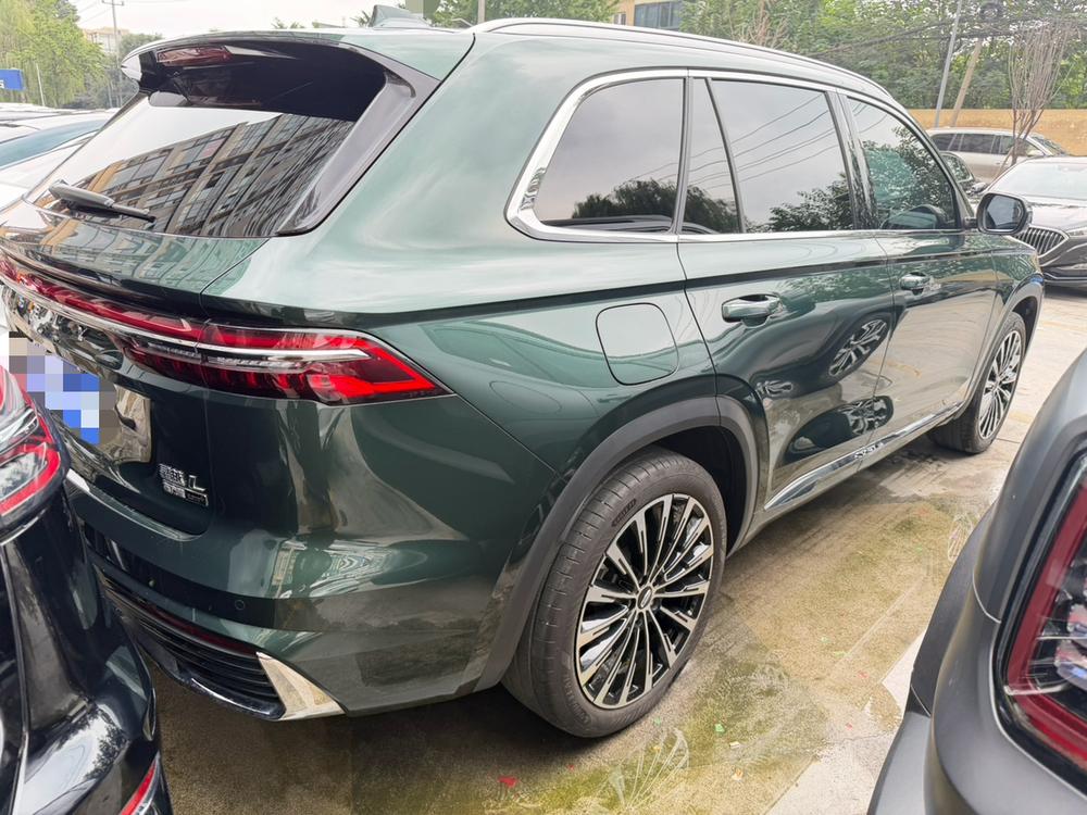 Geely Xingyue L