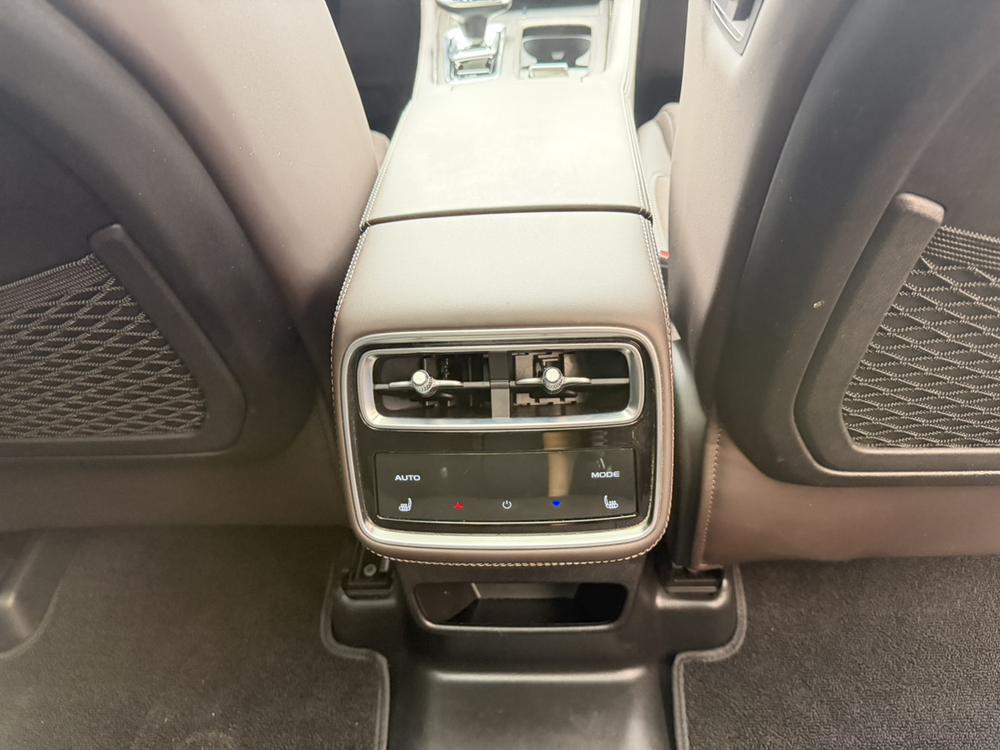 Geely Xingyue L