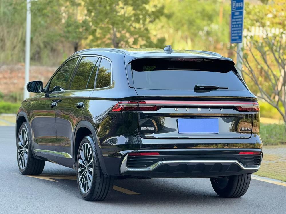 Geely Xingyue L