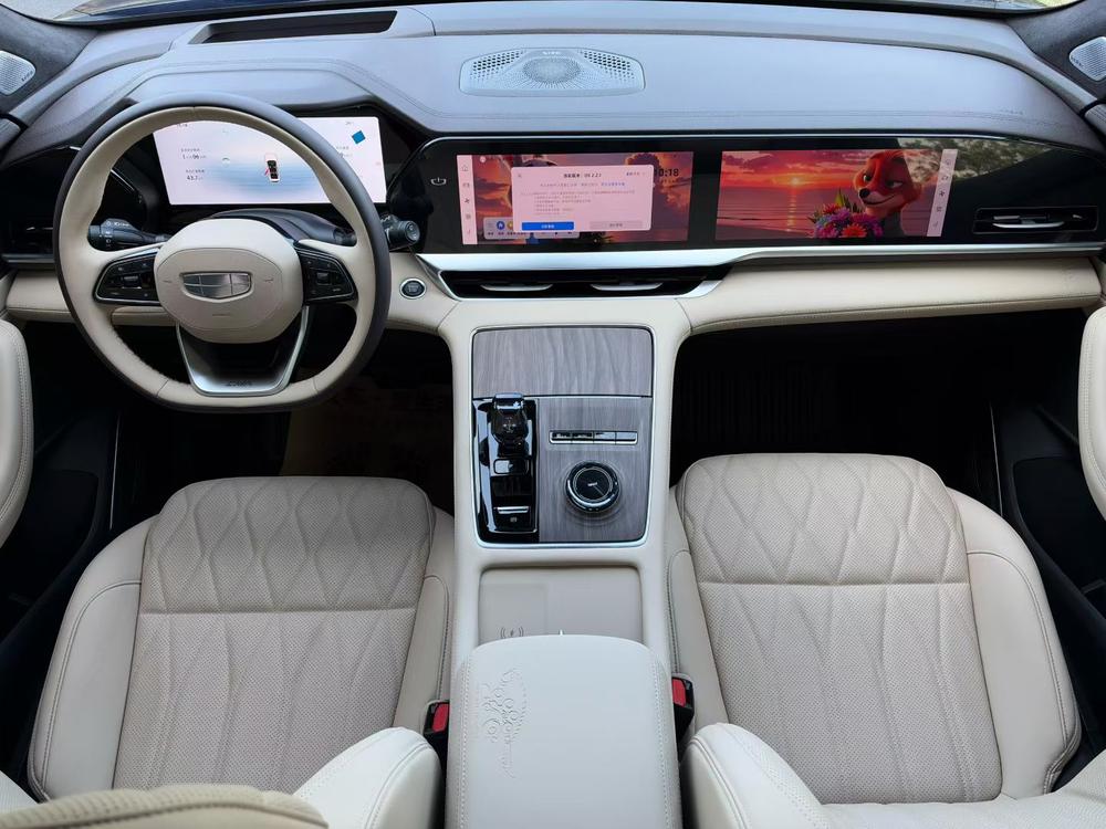 Geely Xingyue L