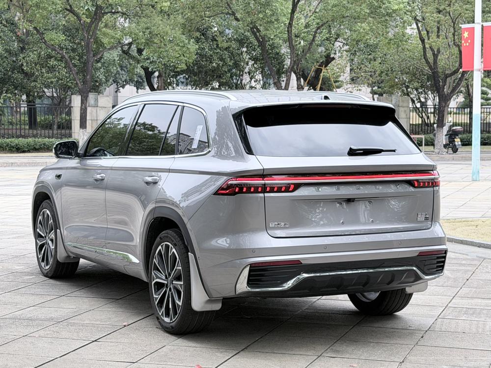 Geely Xingyue L