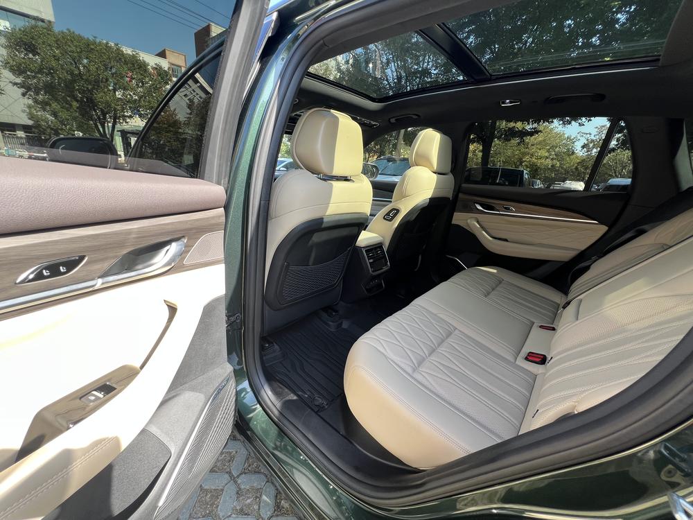 Geely Xingyue L