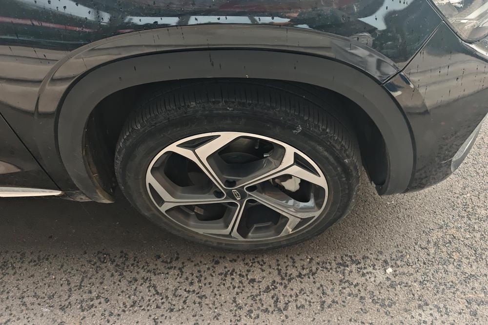 Geely Xingyue L