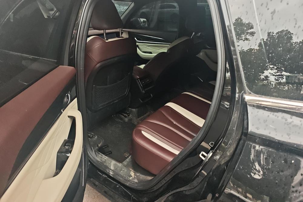 Geely Xingyue L