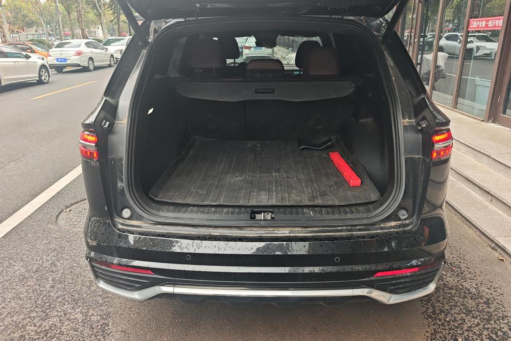 Geely Xingyue L