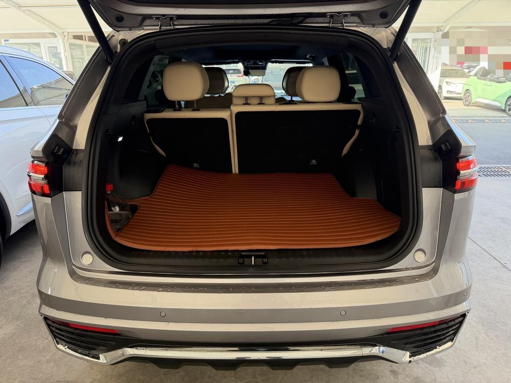 Geely Xingyue L