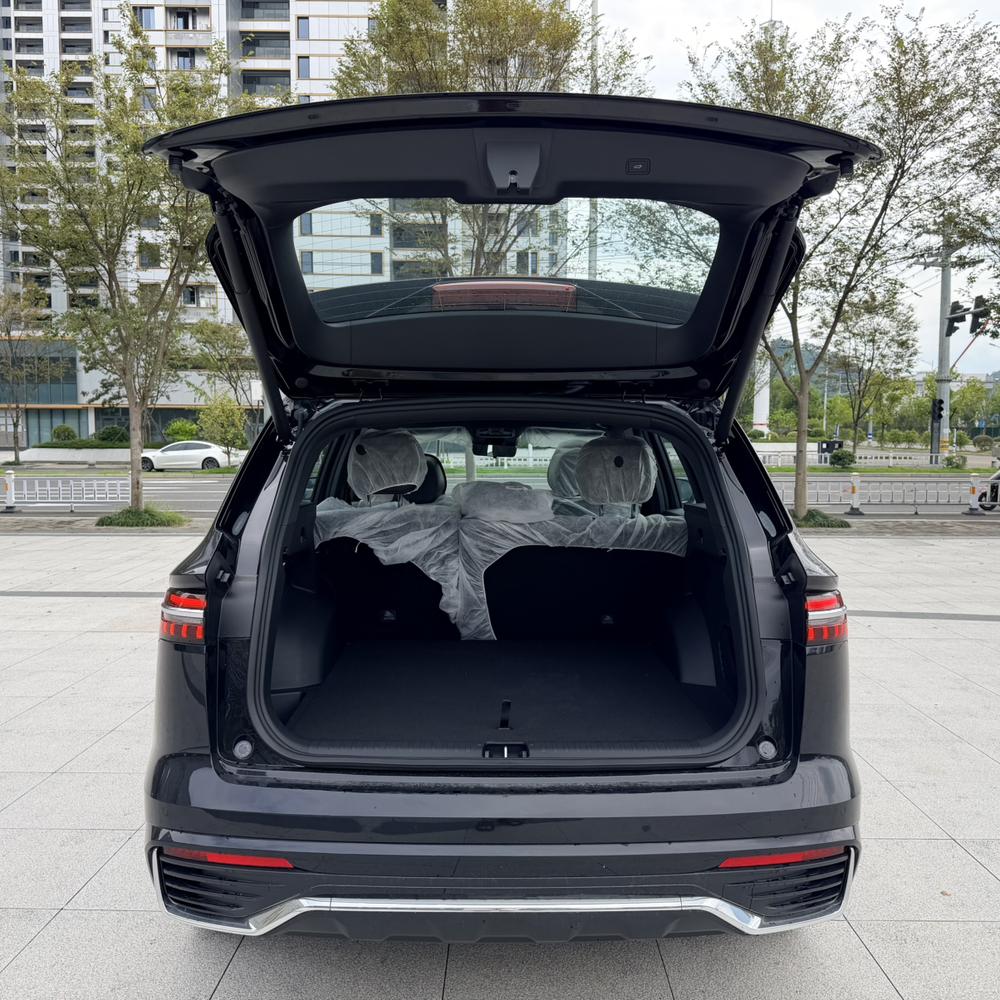 Geely Xingyue L