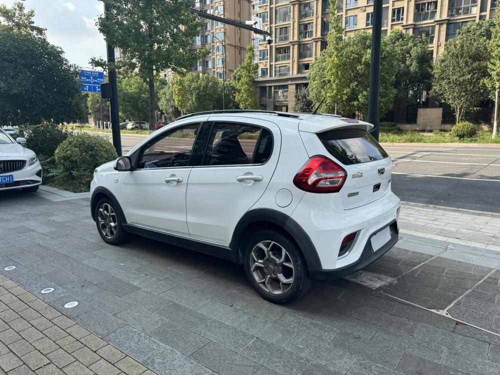 Geely Yuanjing X1