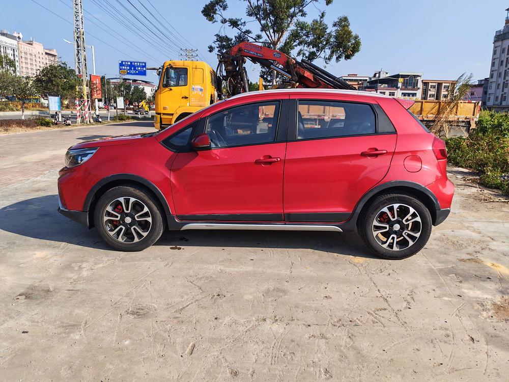 Geely Yuanjing X3
