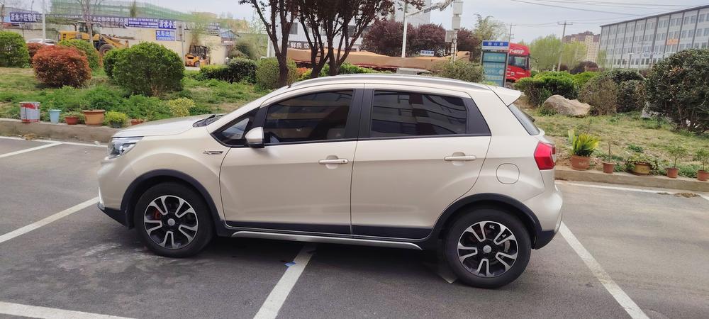 Geely Yuanjing X3