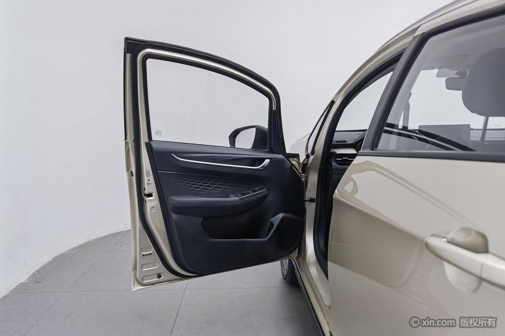 Geely Yuanjing X3