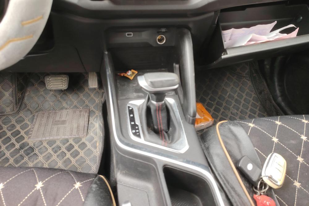 Geely Yuanjing X3