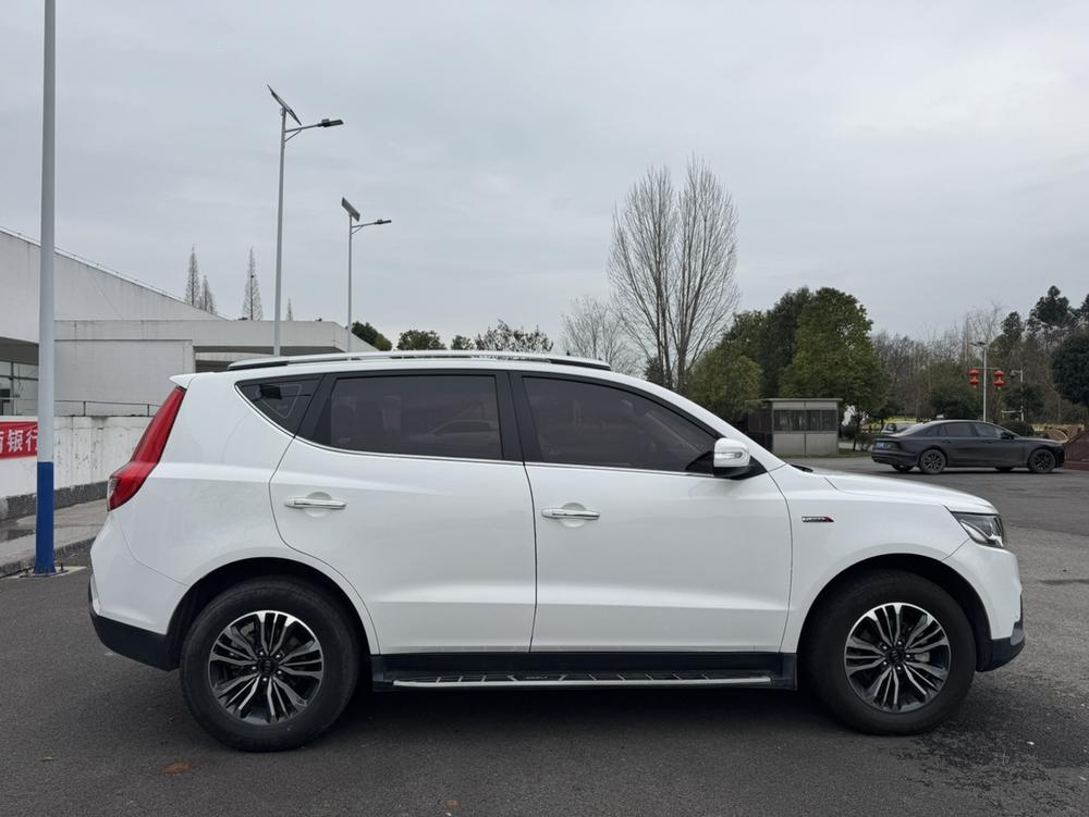 Geely Yuanjing X6