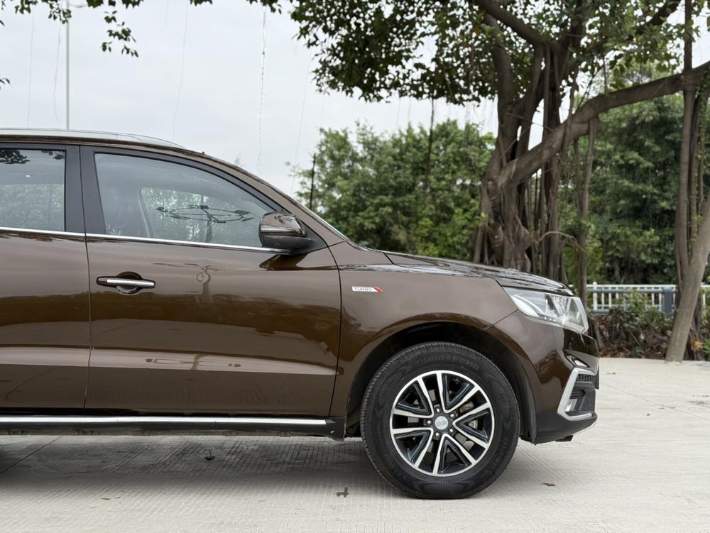Geely Yuanjing X6
