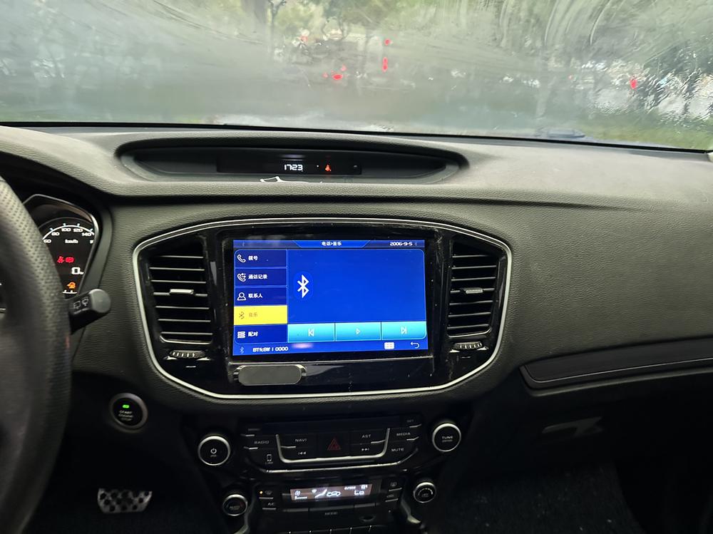 Geely Yuanjing X6