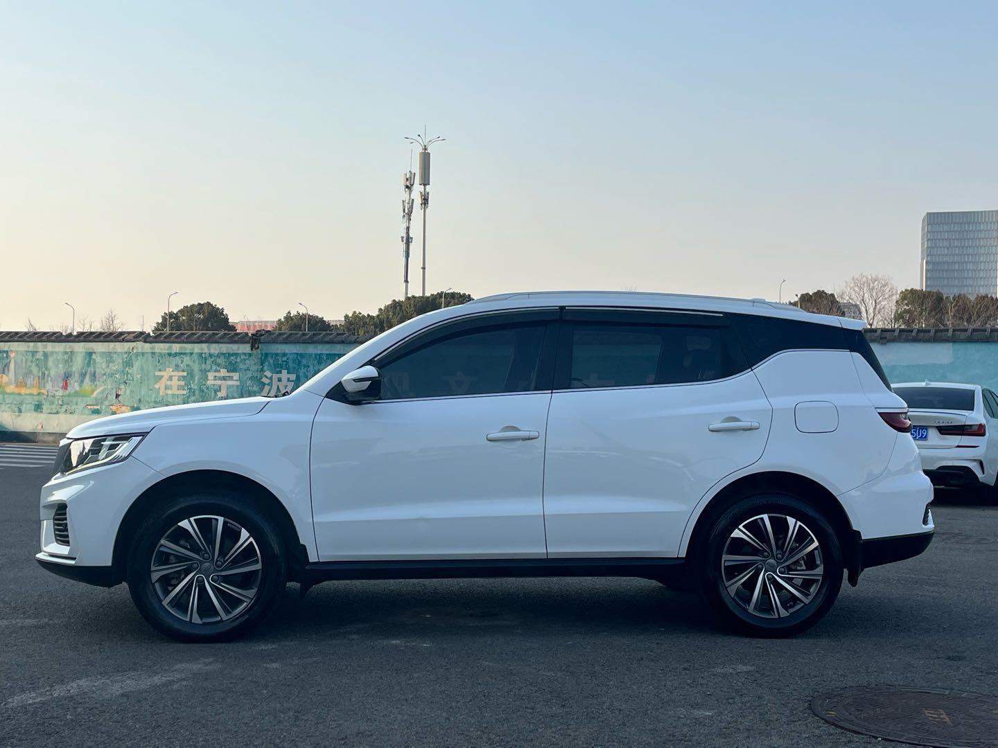 Geely Yuanjing X6