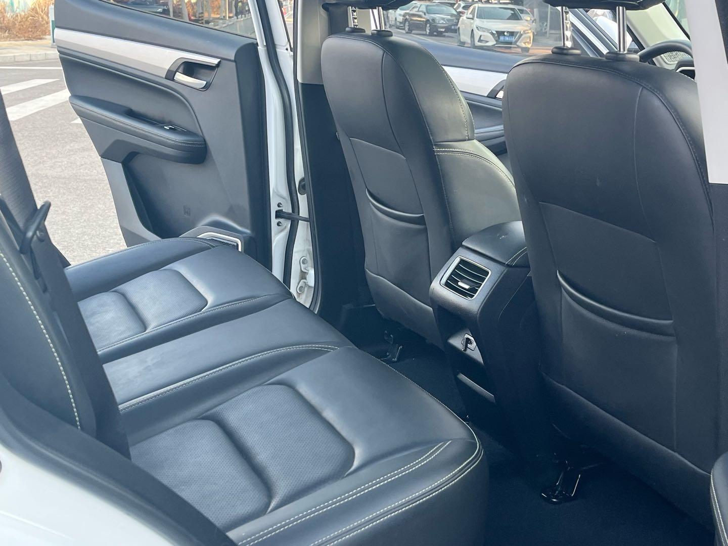 Geely Yuanjing X6