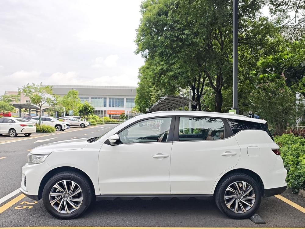 Geely Yuanjing X6