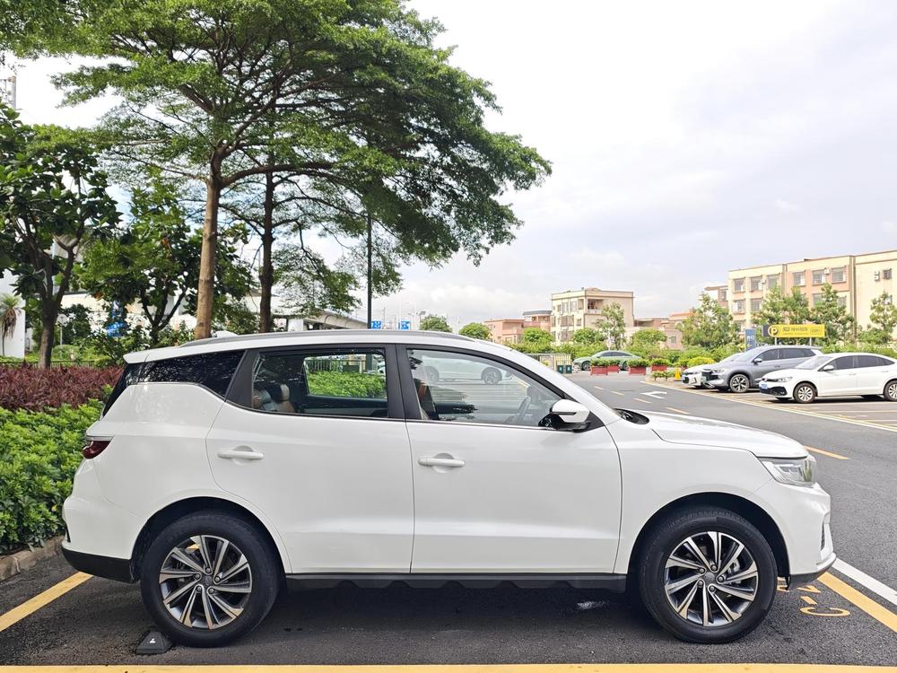 Geely Yuanjing X6