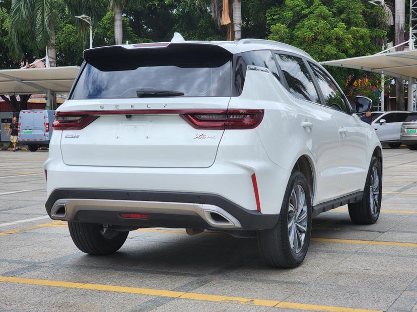 Geely Yuanjing X6