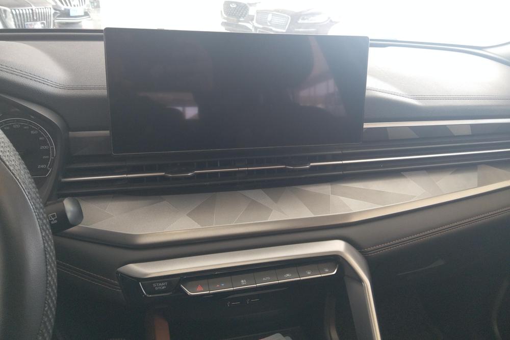 Geely Yuanjing X6